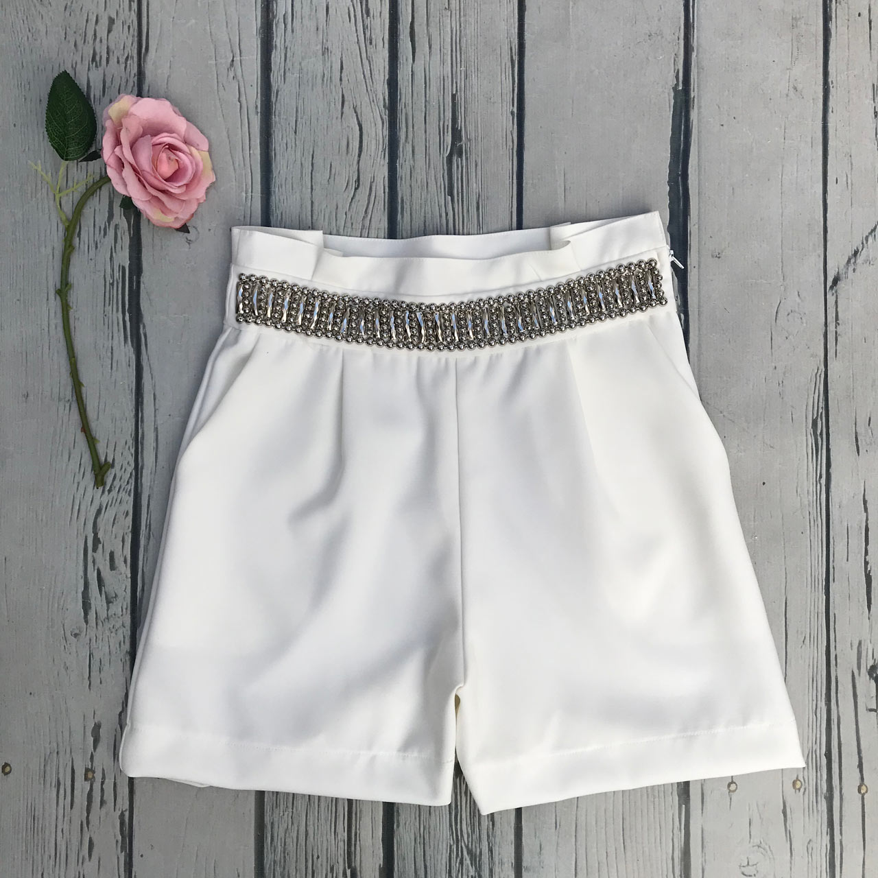 SHORT BORDADO OFF SHORT BORDADO OFF