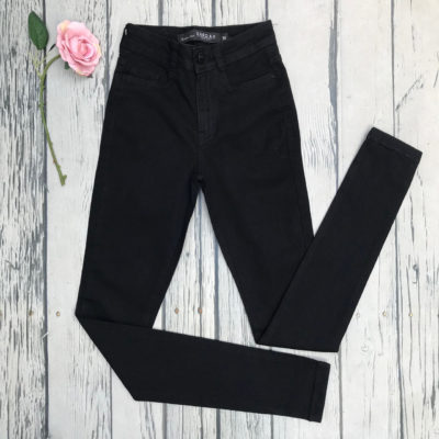 CALÇA JEANS SKINNY PRETA