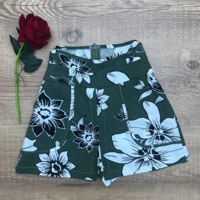 SHORT SAIA FLORAL VERDE