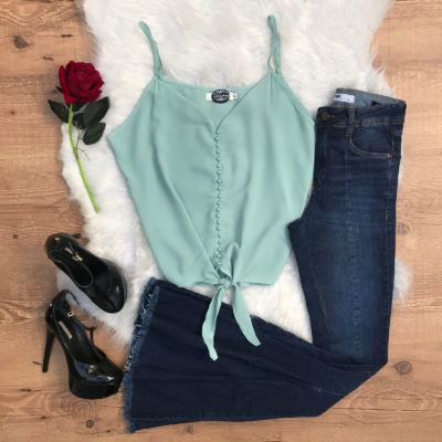 REGATA NÓZINHO BOTÕES DE PÉROLAS VERDE