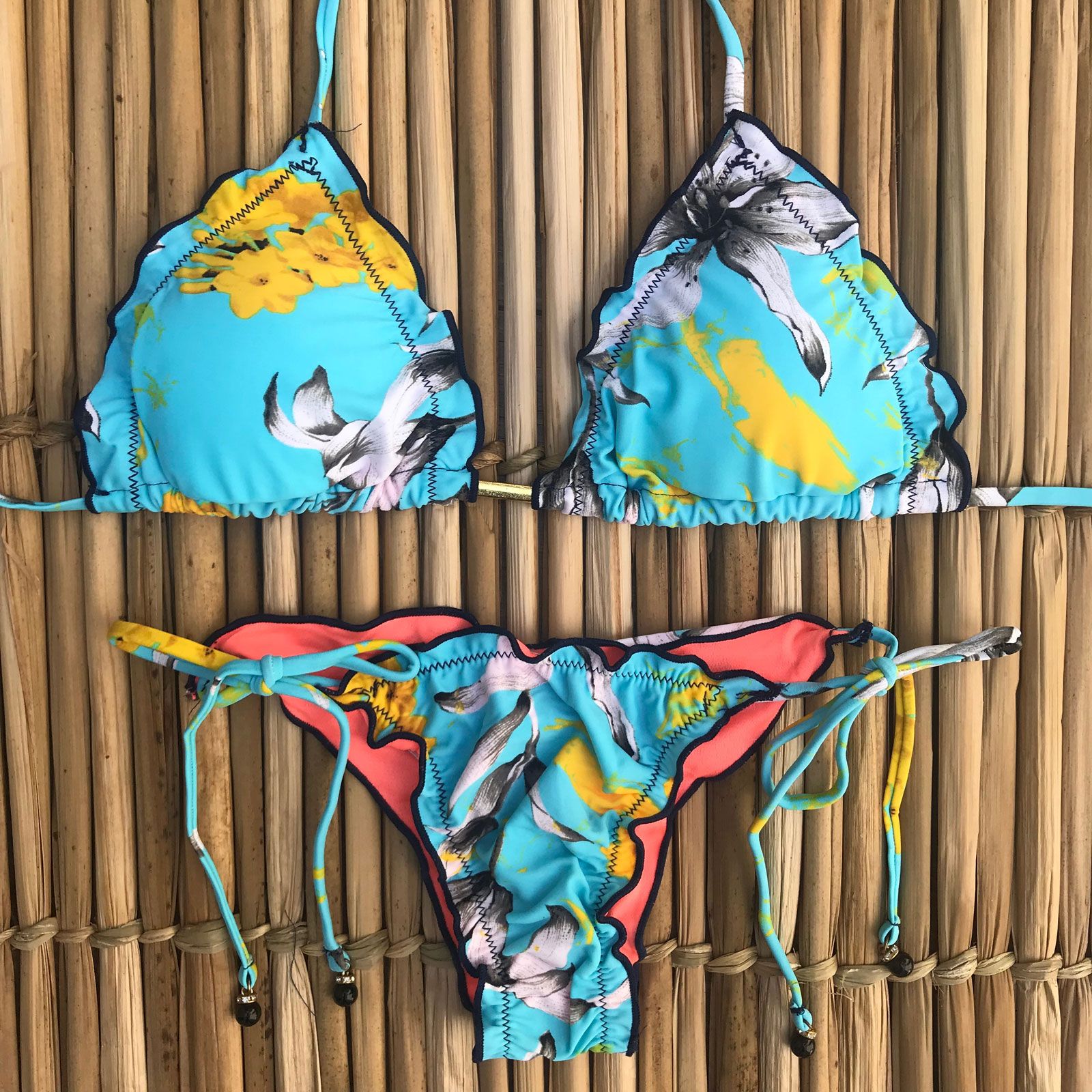 BIQUÍNI ESTAMPA FLORAL BIQUÍNI ESTAMPA FLORAL