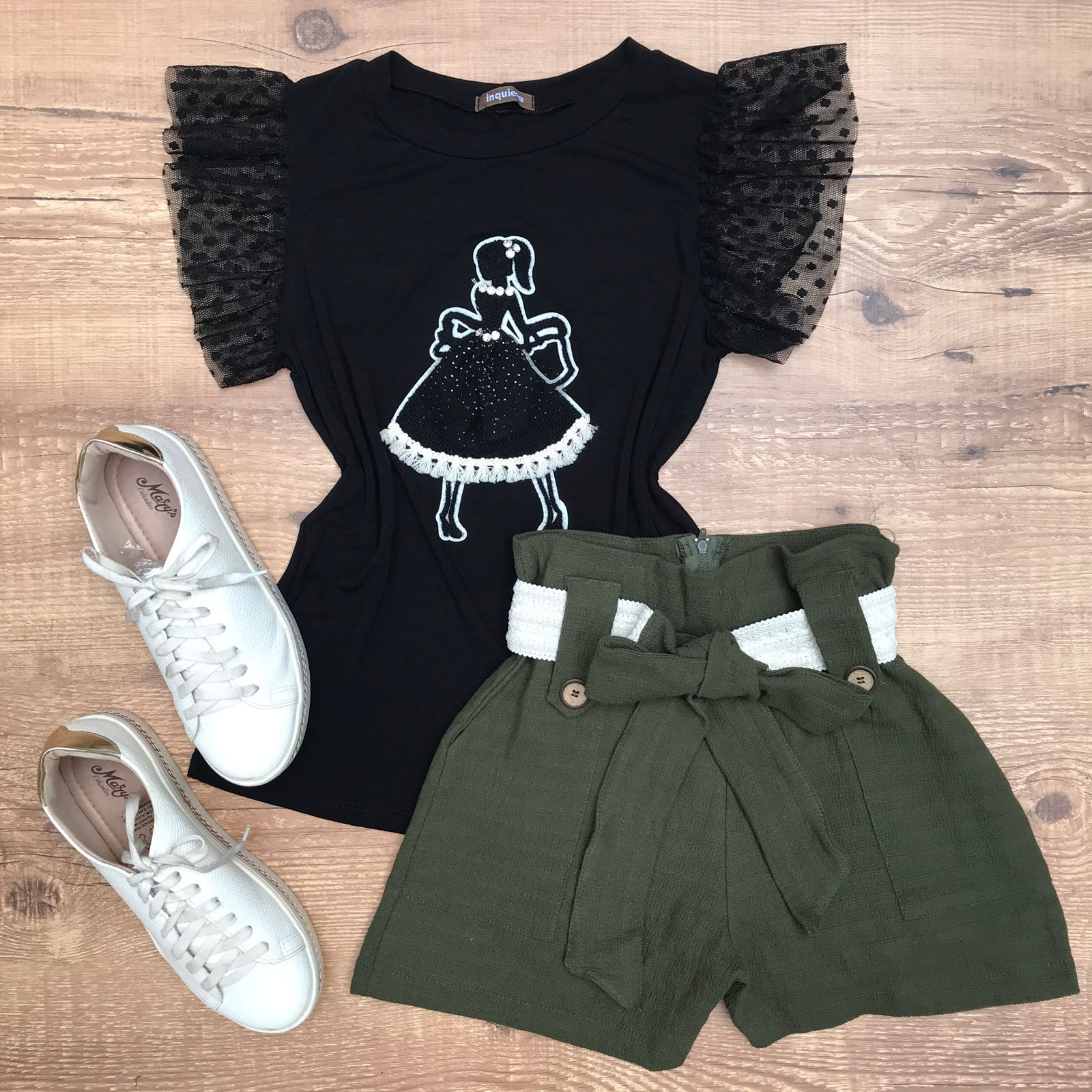 T-SHIRT APLICAÇÃO EM TRICÔ BABADOS T-SHIRT APLICAÇÃO EM TRICÔ BABADOS