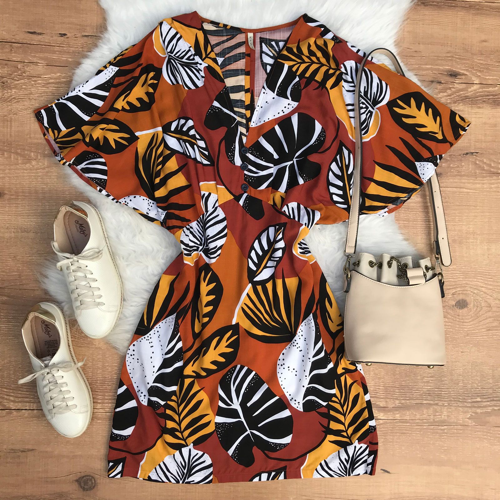 VESTIDO ESTAMPA FOLHAGEM VESTIDO ESTAMPA FOLHAGEM