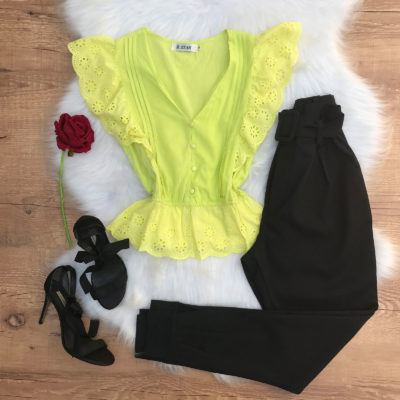 BLUSA DETALHE EM LAISE