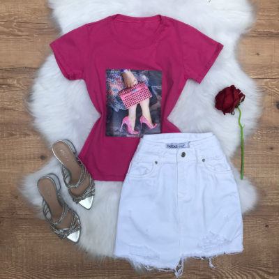T-SHIRT DETALHE APLICAÇÃO