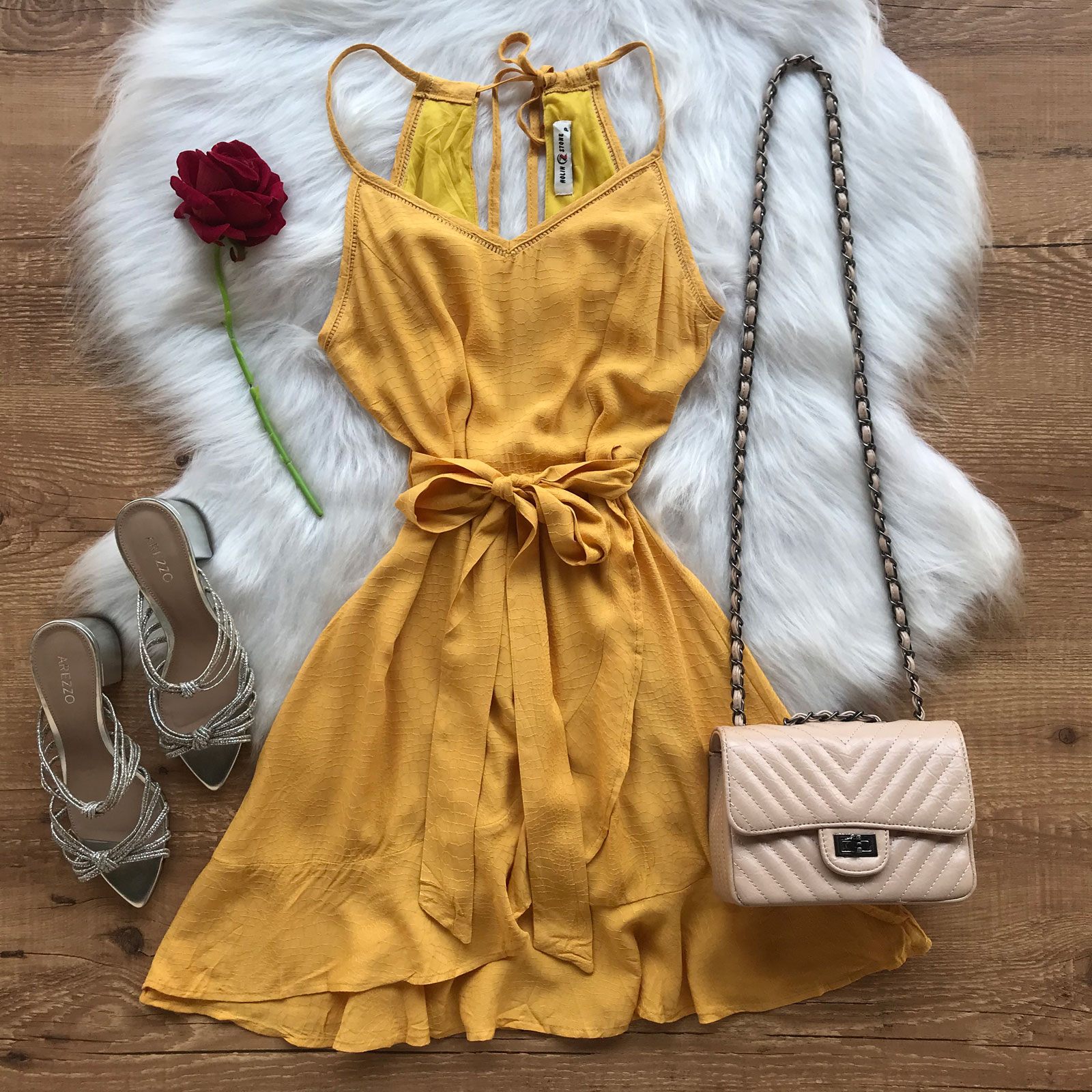 VESTIDO TRANSPASSADO VESTIDO TRANSPASSADO