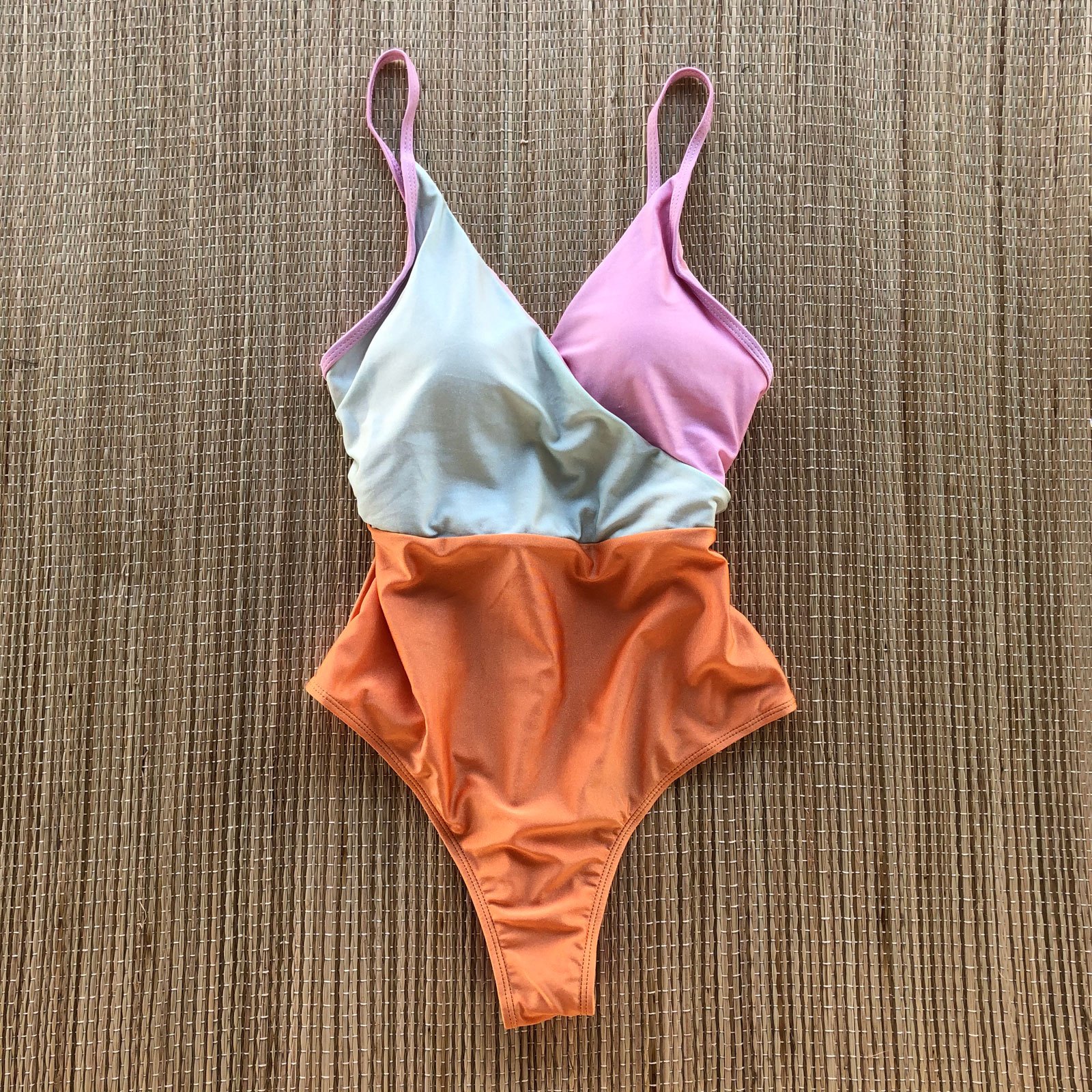 Body Maiô Recortes - Coral, Menta e Rosa