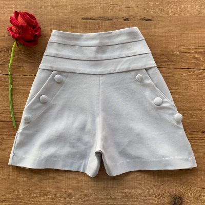 SHORT CÓS ALTO COM BOTÕES