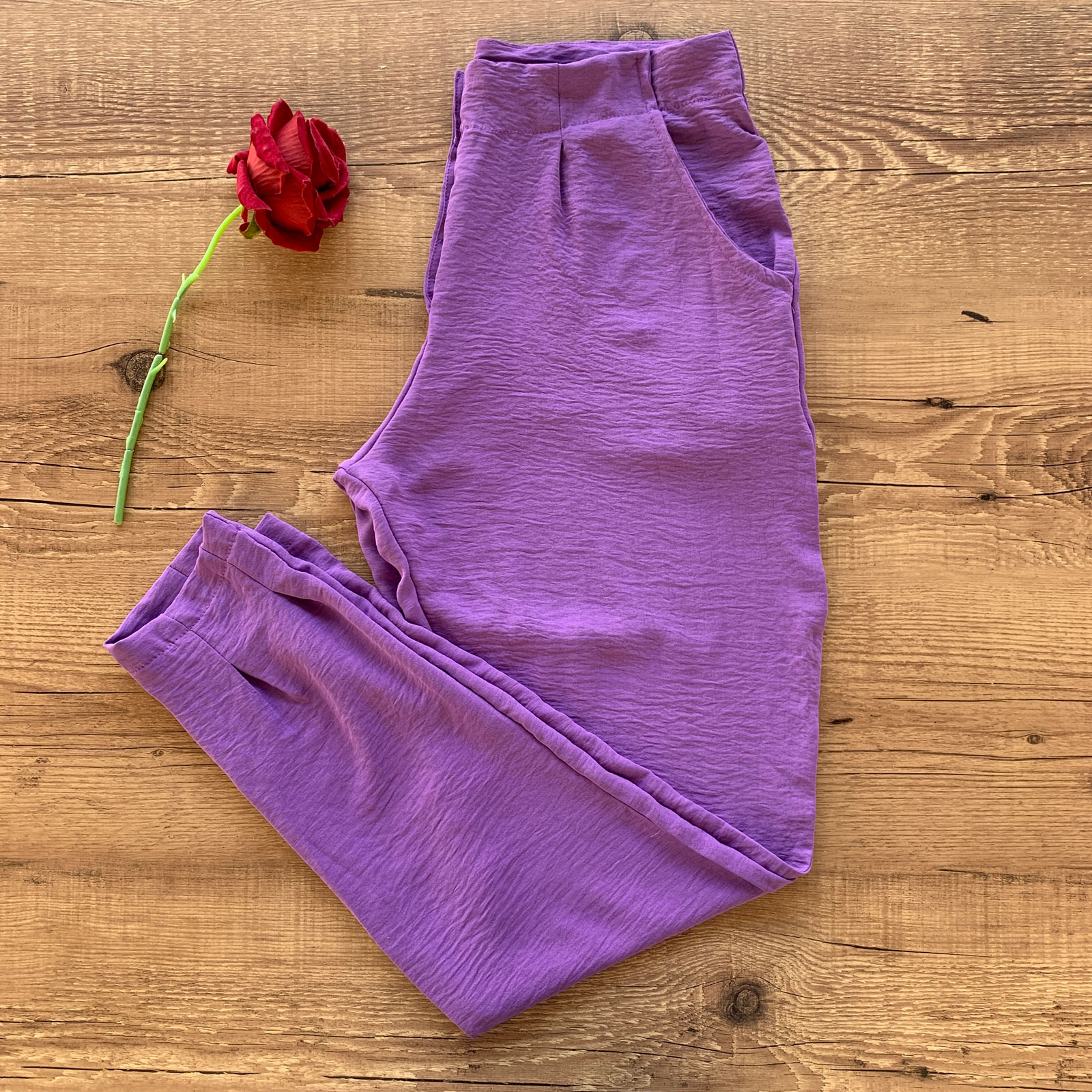 Conjunto Air Flow Cropped Babados e Calça Botões Roxinho