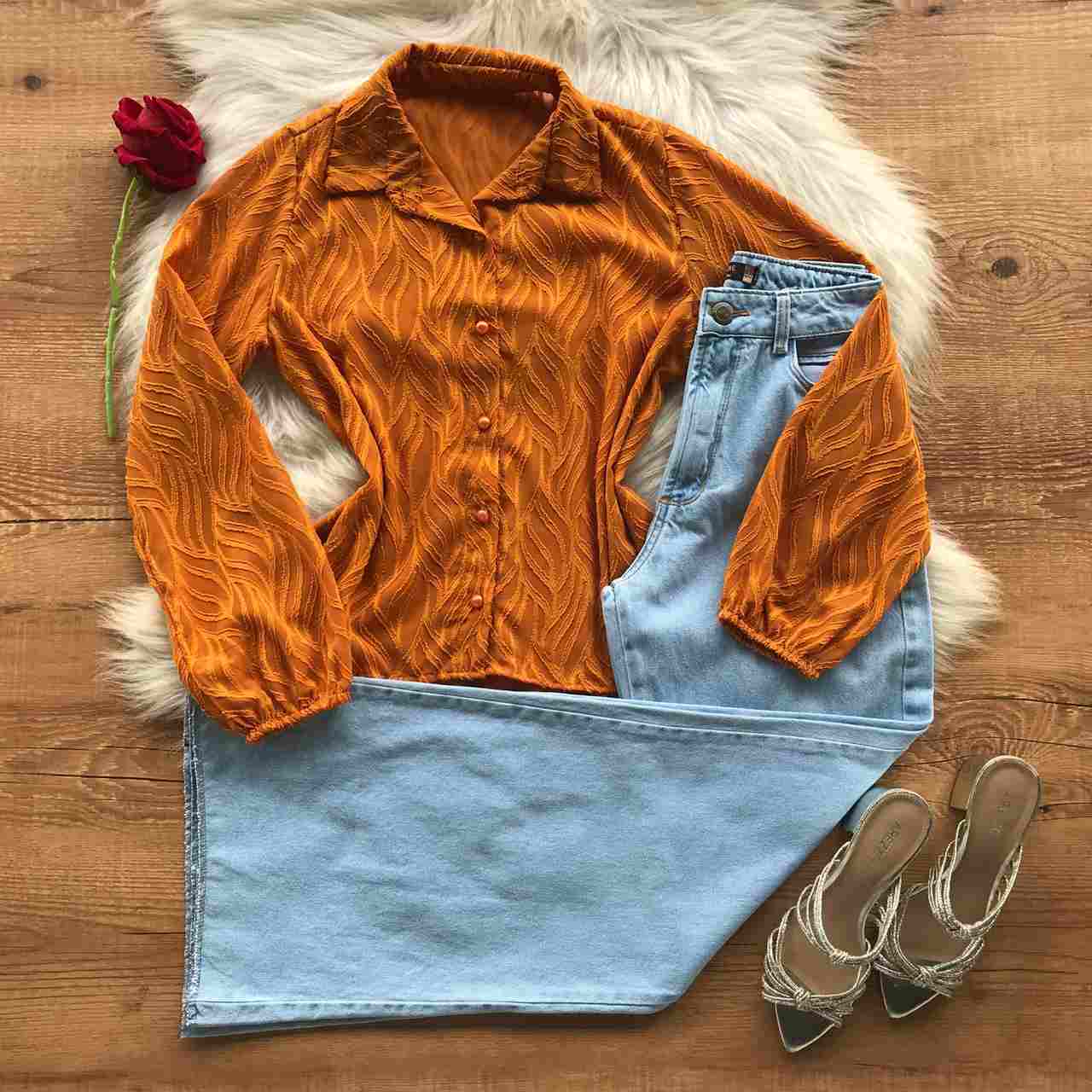 estilo hi lo camisa e calca jeans