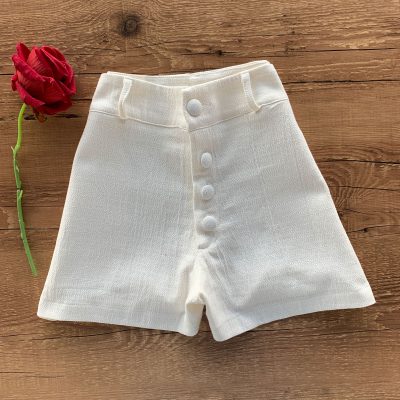 SHORT BÁSIC TECIDO TRABALHADO