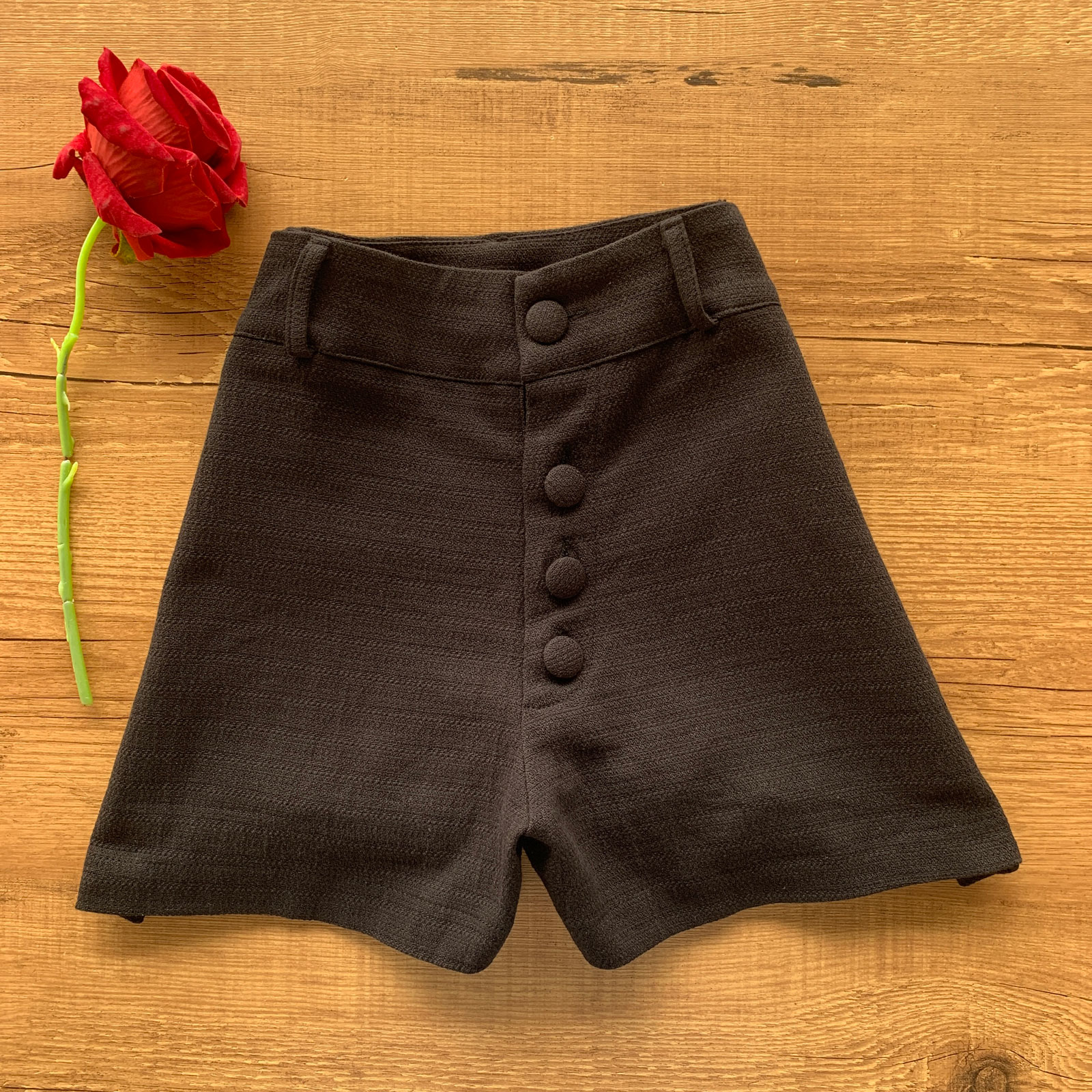 SHORT BÁSIC