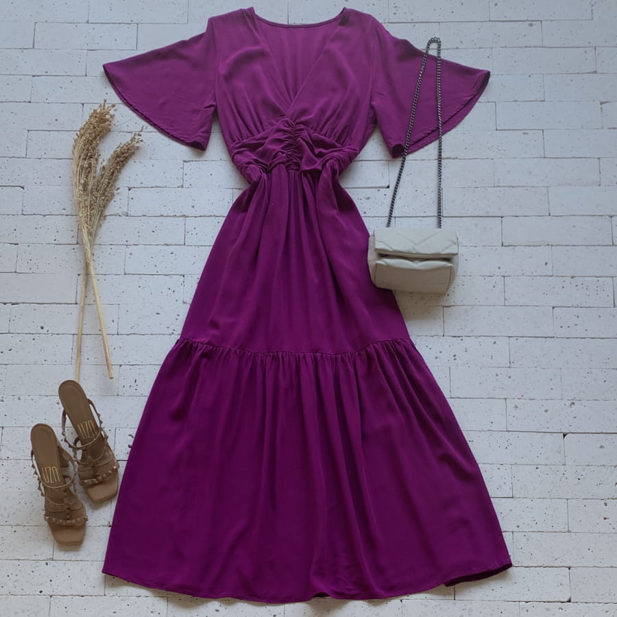 Vestido Longuete Viscolinho Pregas na Cintura Magenta Dondoca Moda Feminina
