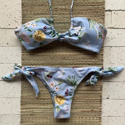 Biquíni Top Detalhe Alça