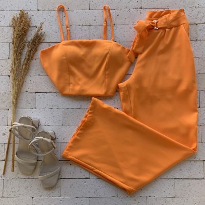 CONJUNTO CROPPED E CALÇA PANTALONA