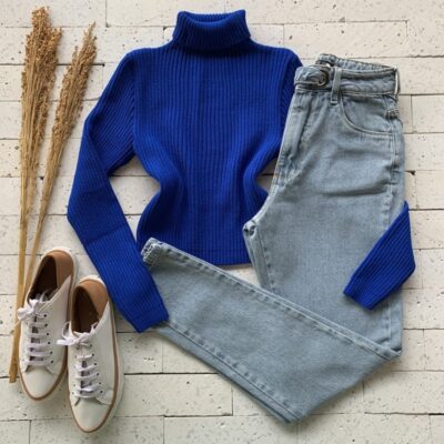 CROPPED MODAL CANELADO GOLA ALTA DOBRADA AZUL BIC