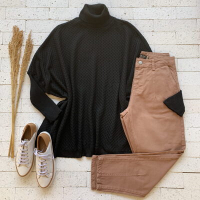 PONCHO TRICO PREMIUM DETALHADO GOLA ALTA PRETO