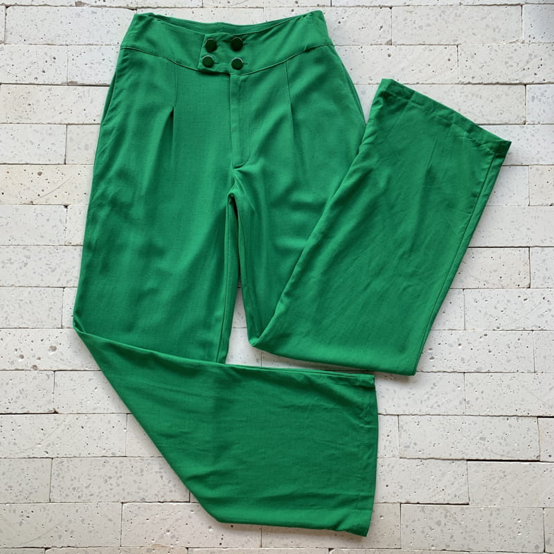 Calça Pantalona Detalhe Botões Perolados Verde Dondoca Moda Feminina