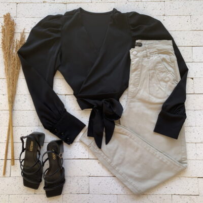 Cropped Manga Bufante Transpasse Preto