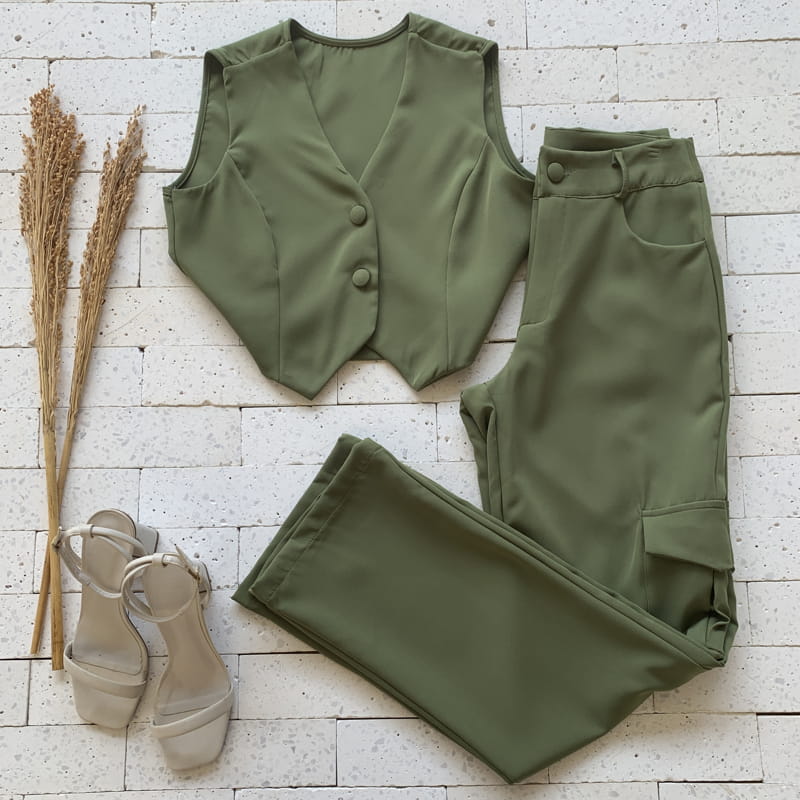 VERDE MILITAR