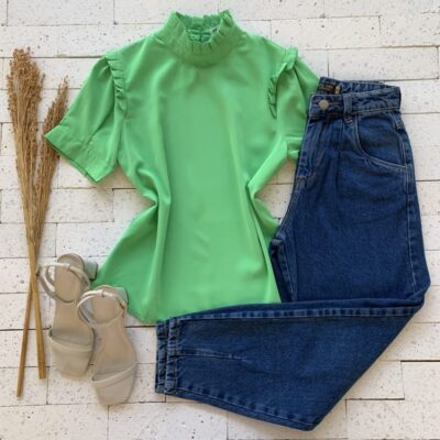 Blusa Lisa Detalhe Pregas Verde