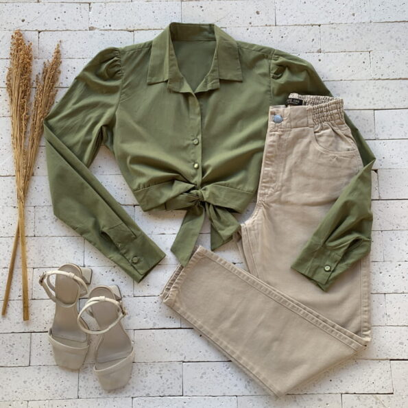 Camisa Cropped Princesa com Nózinho Luxo Verde Militar