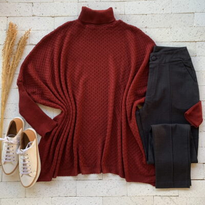Poncho Trico Premium Detalhado Gola Alta Marsala