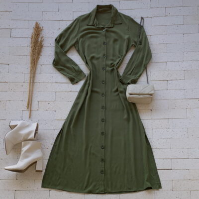 Vestido Longuete Manga Longa com Fenda Luxo Verde