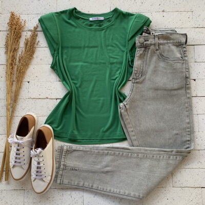 T-SHIRT COM OMBREIRA