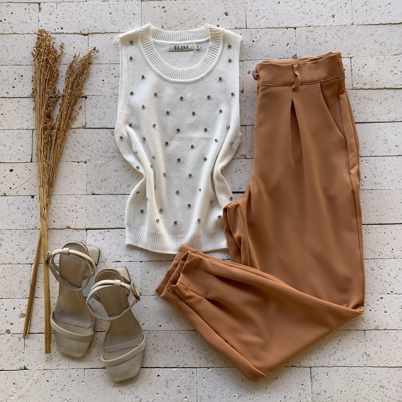 CROPPED MODAL