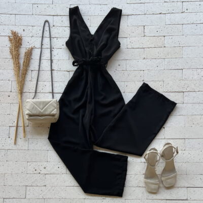 MACACÃO DECOTE TRANSPASSE