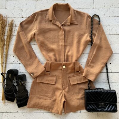 CONJUNTO CAMISA CROPPED E SHORT CARGO