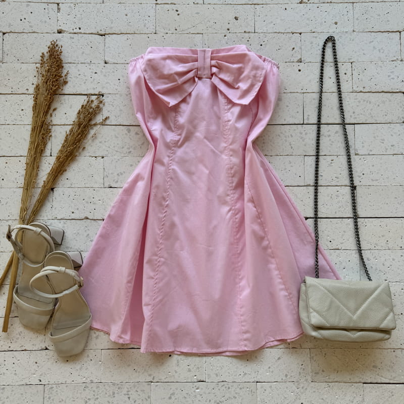 VESTIDO CURTO TRICOLINE VESTIDO CURTO TRICOLINE