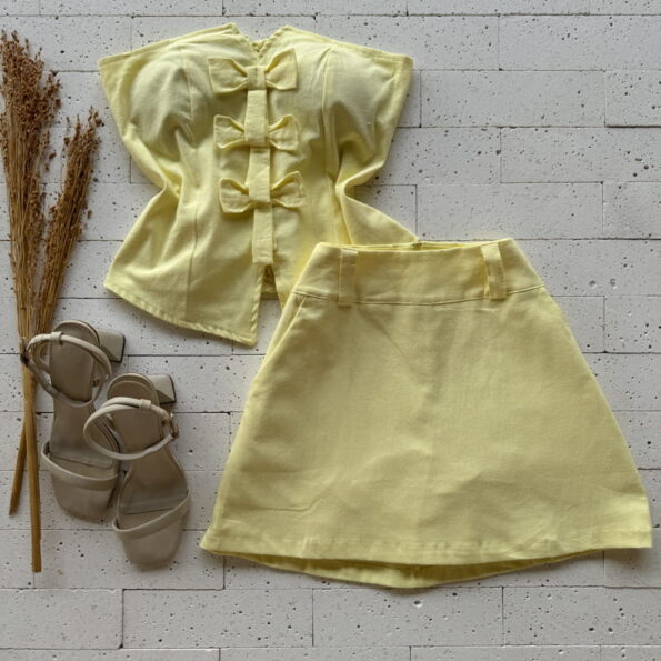 CONJUNTO LINHO TOMARA QUE CAIA LACINHOS E SHORT SAIA AMARELO