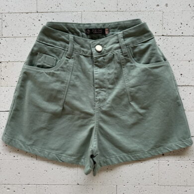 SHORT JEANS COLOR DETALHE PENCES PREMIUM VERDE