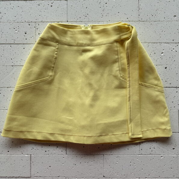 SHORT SAIA COTTON DETALHE LATERAL AMARELO