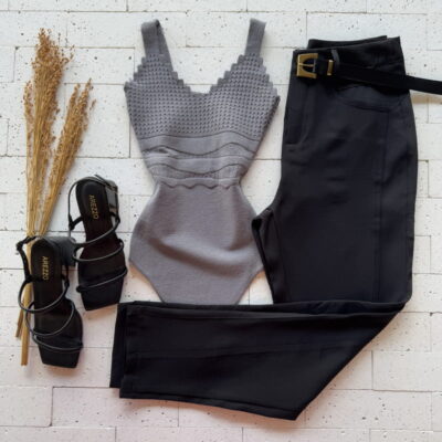 BODY MODAL BUSTO DETALHADO COM FURINHOS CINZA