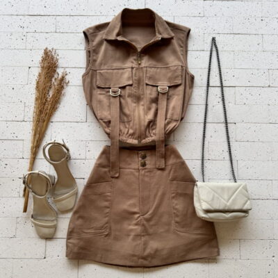 CONJUNTO LINHO CROPPED DE GOLINHA E BOLSOS E SHORT SAIA NUDE