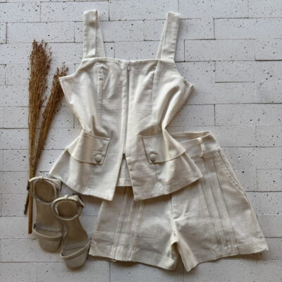 CONJUNTO LINHO REGATA ALÇA LARGA E SHORT PREGAS OFF