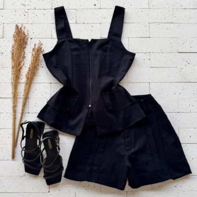 CONJUNTO LINHO REGATA ALÇA LARGA E SHORT PREGAS PRETO