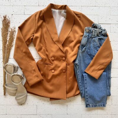 BLAZER ALFAIATARIA 4 BOTÕES FORRADO CARAMELO