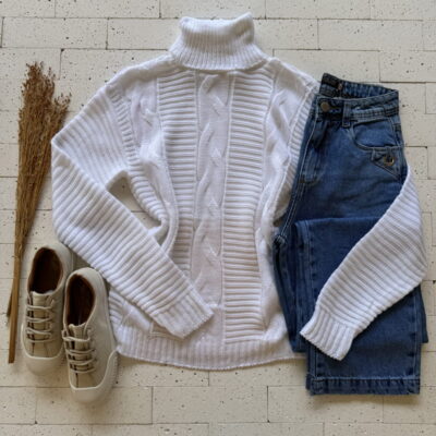 BLUSA TRICO CANELADO COM GOLA ALTA E TRAMA FRONTAL OFF