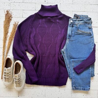 BLUSA TRICO GOLA ALTA COM TRAMA ONDULADA ROXO ESCURO