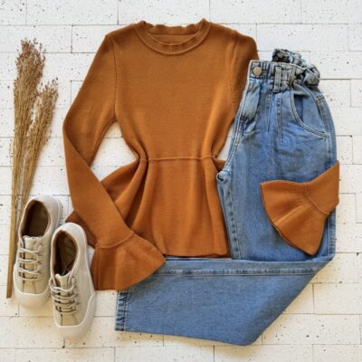 BLUSA TRICO MODAL PEPLUM COM MANGA FLARE MOSTARDA
