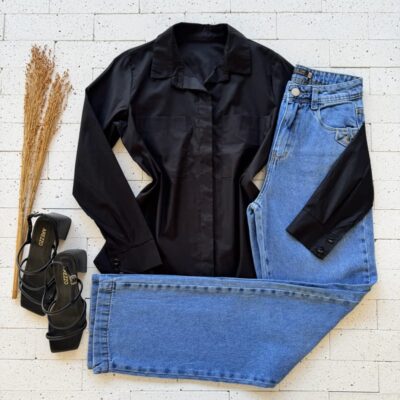 CAMISA FEMININA TRICOLINE ALONGADA COM BOLOS FRONTAIS PRETO