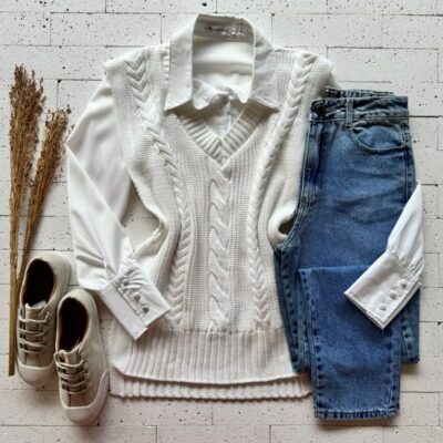 COLETE TRICO DETALHE TRAMA E ABERTURA LATERAL OFF