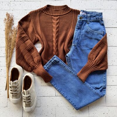 CROPPED TRICO ALONGADO MANGA OVERSIZED COM TRAMA FRONTAL MARROM