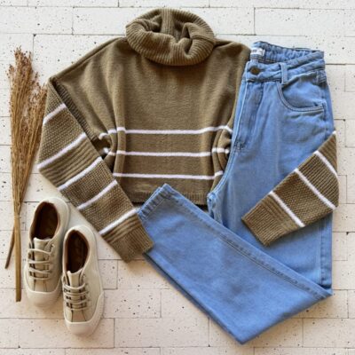 CROPPED TRICO MOUSSE GOLA BOBA DETALHE LISTRA NUDE