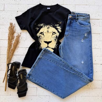 T-SHIRT ALGODÃO ESTAMPA LEÃO PRETO