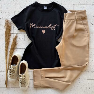 T-SHIRT ALGODÃO ESTAMPA MINIMALIST PRETA